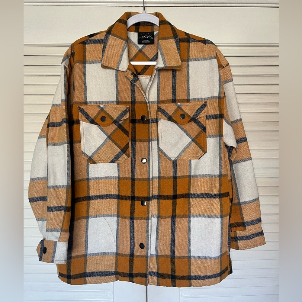 Shacket Mustard and Navy Snap Buttons and Pockets XS Women HFX